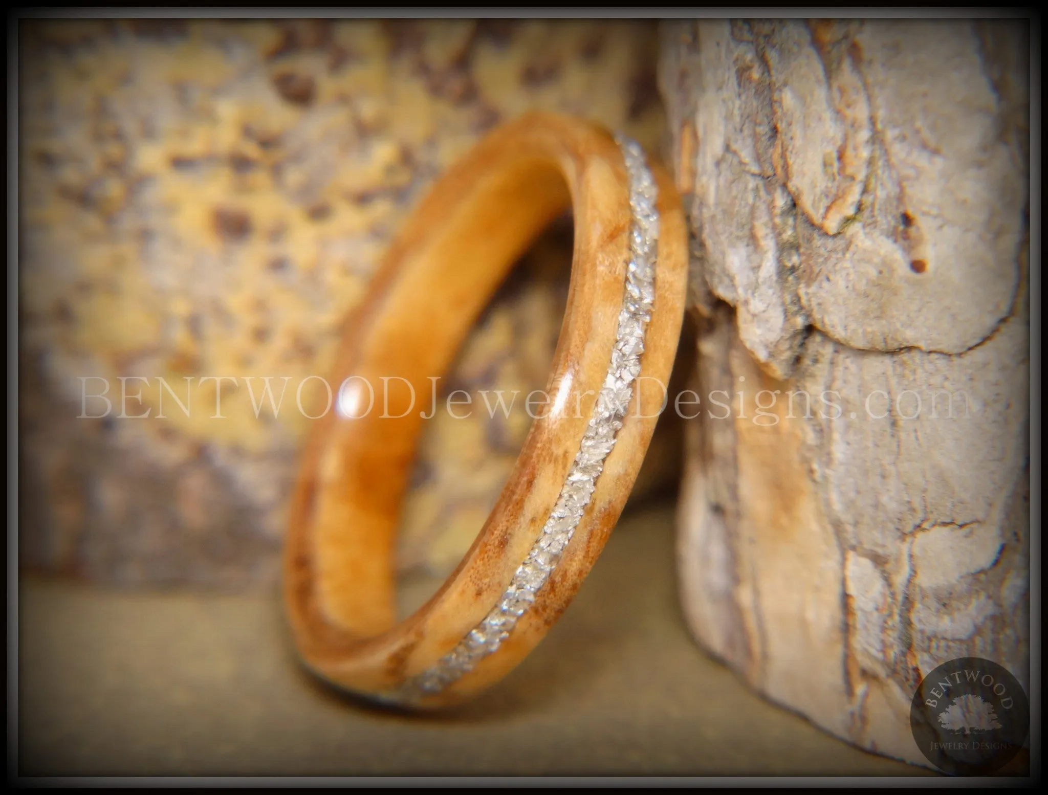 Bentwood Ring - Bethlehem Olive Wood Ring with Silver Glass Inlay