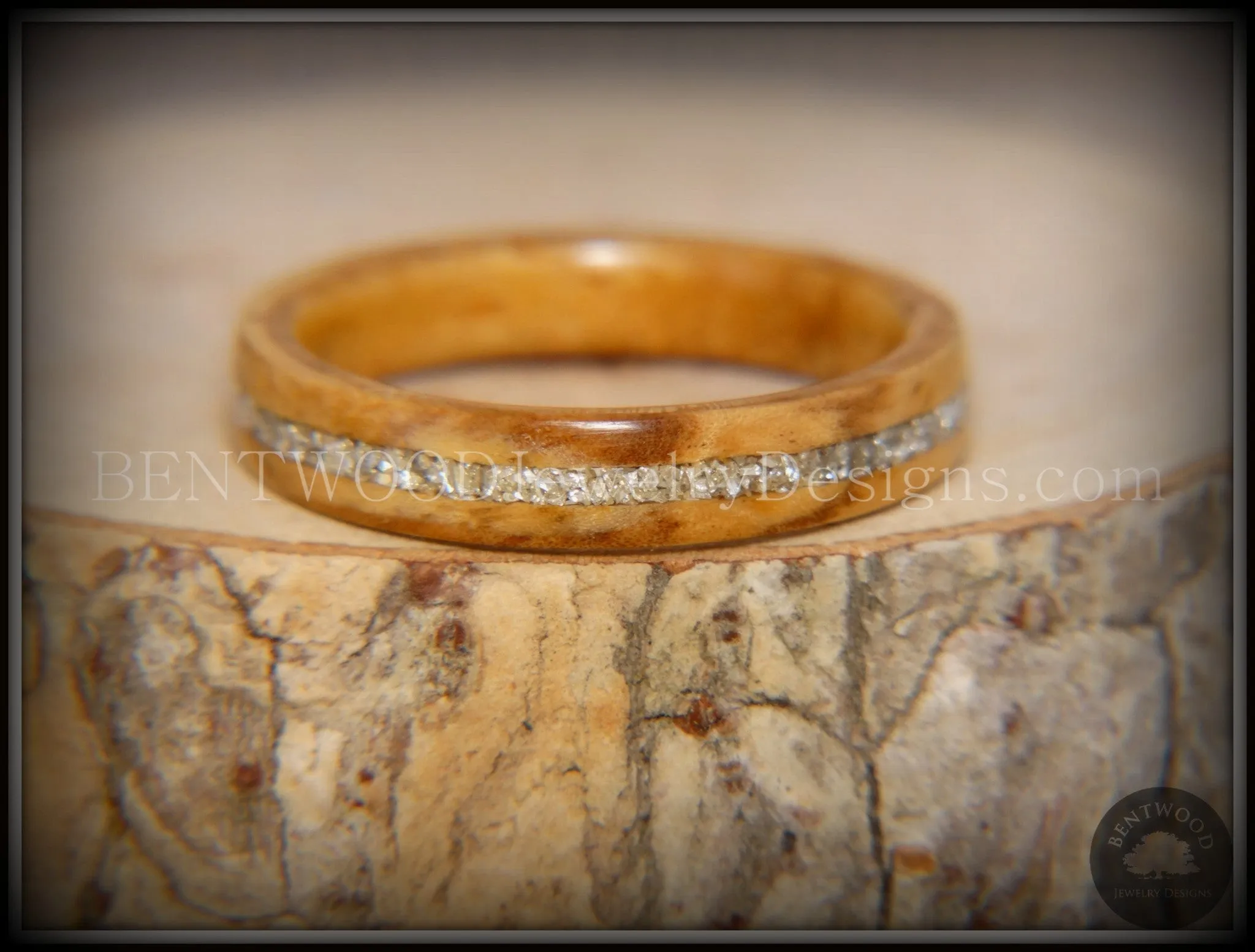 Bentwood Ring - Bethlehem Olive Wood Ring with Silver Glass Inlay