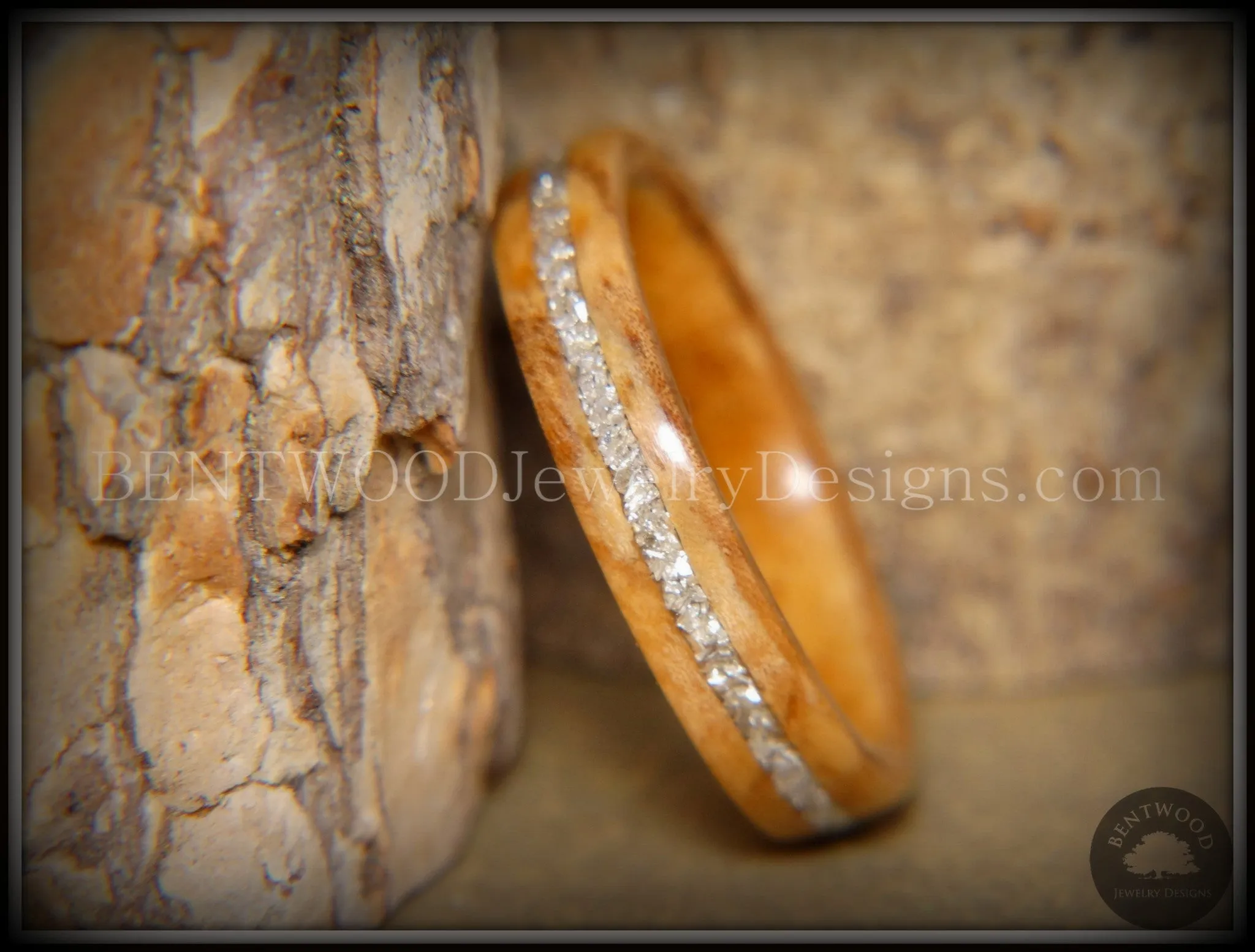 Bentwood Ring - Bethlehem Olive Wood Ring with Silver Glass Inlay