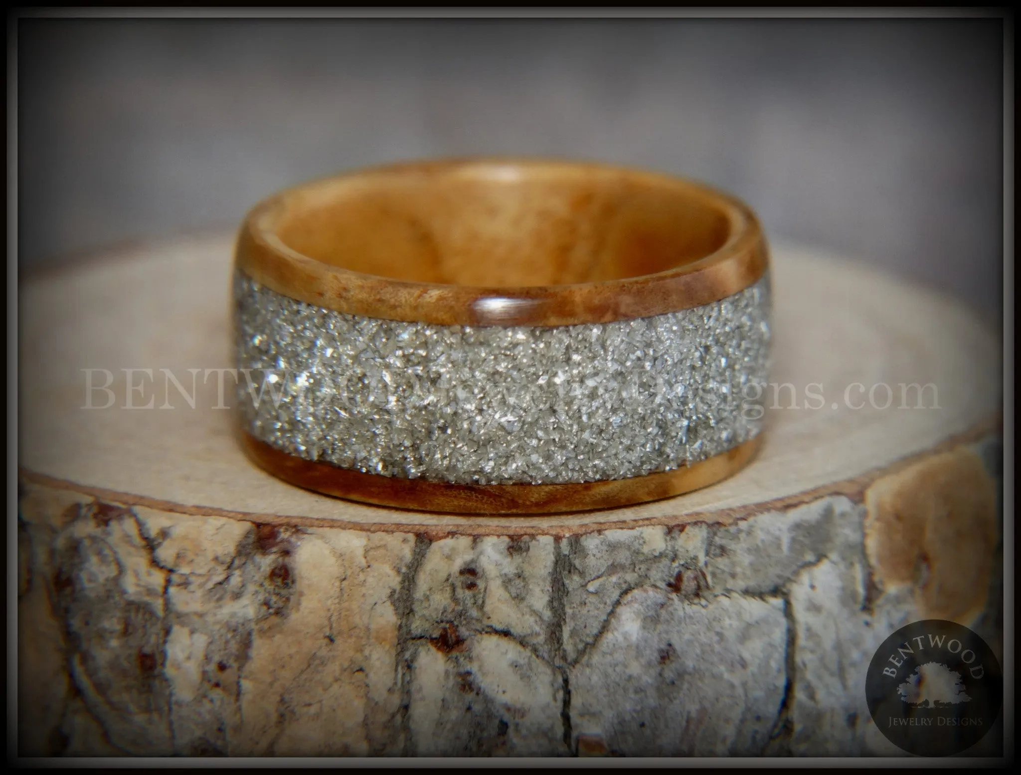 Bentwood Ring - Bethlehem Olive Wood Ring with Wide Silver Glass Inlay
