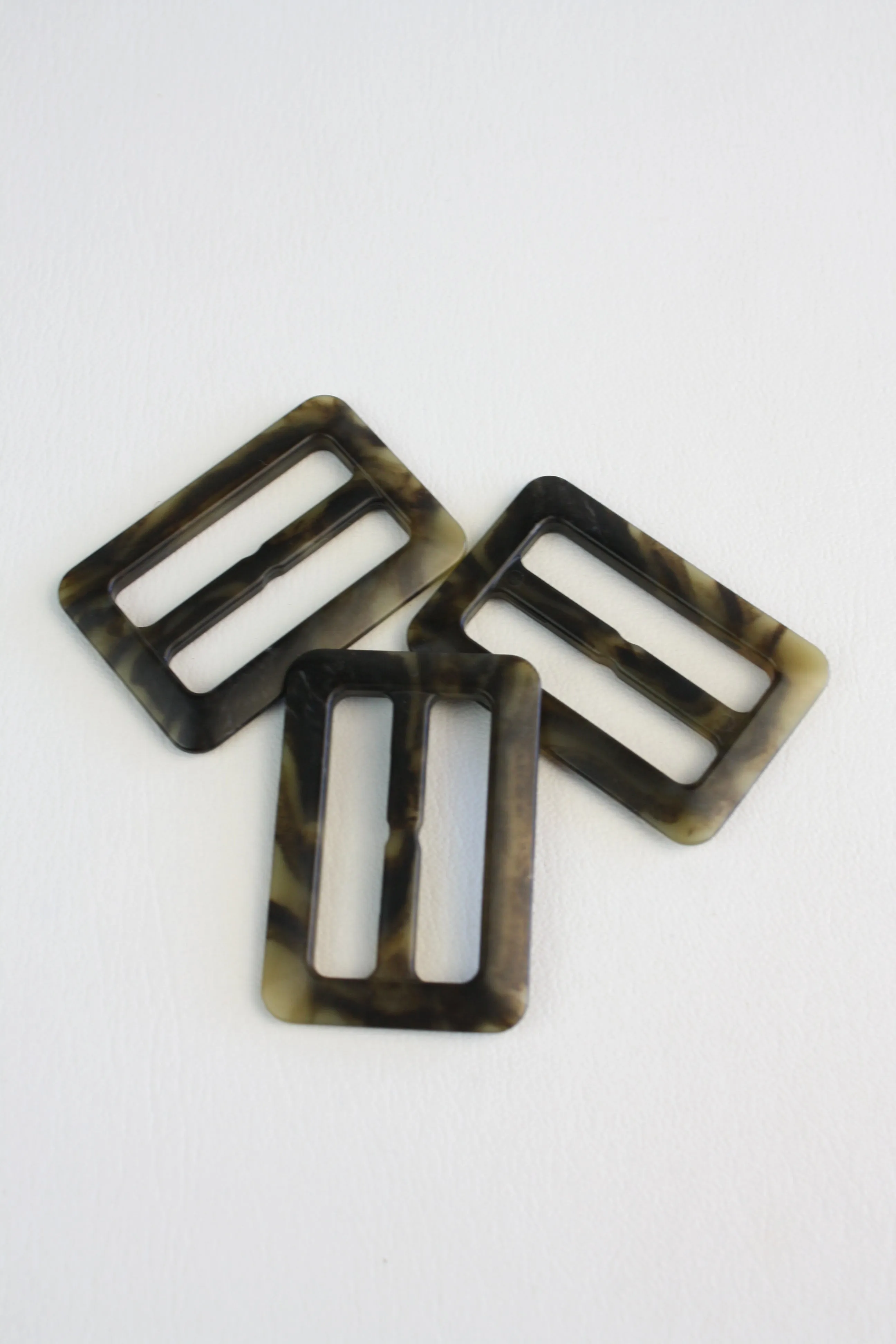 Japanese Buckle - Small | Multi
