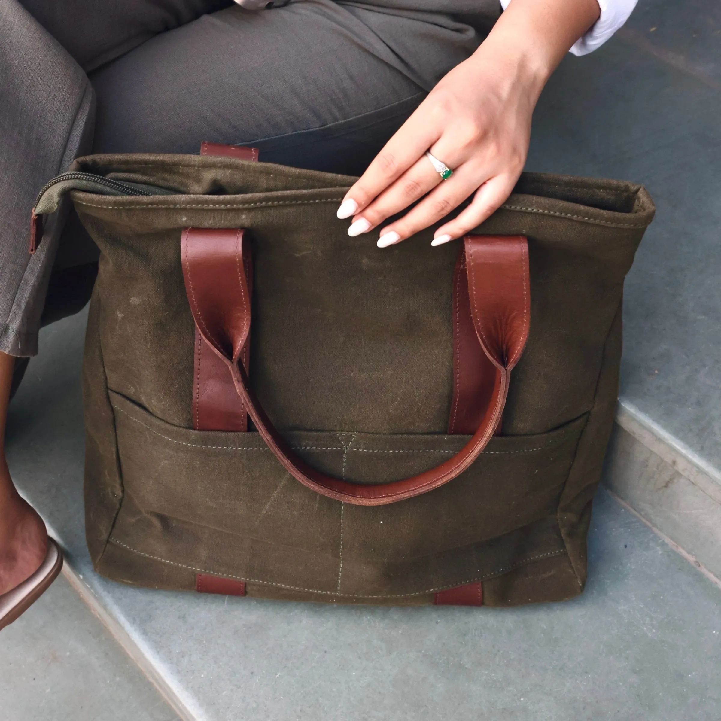 Olive Women Tote Bag | Waxed Canvas