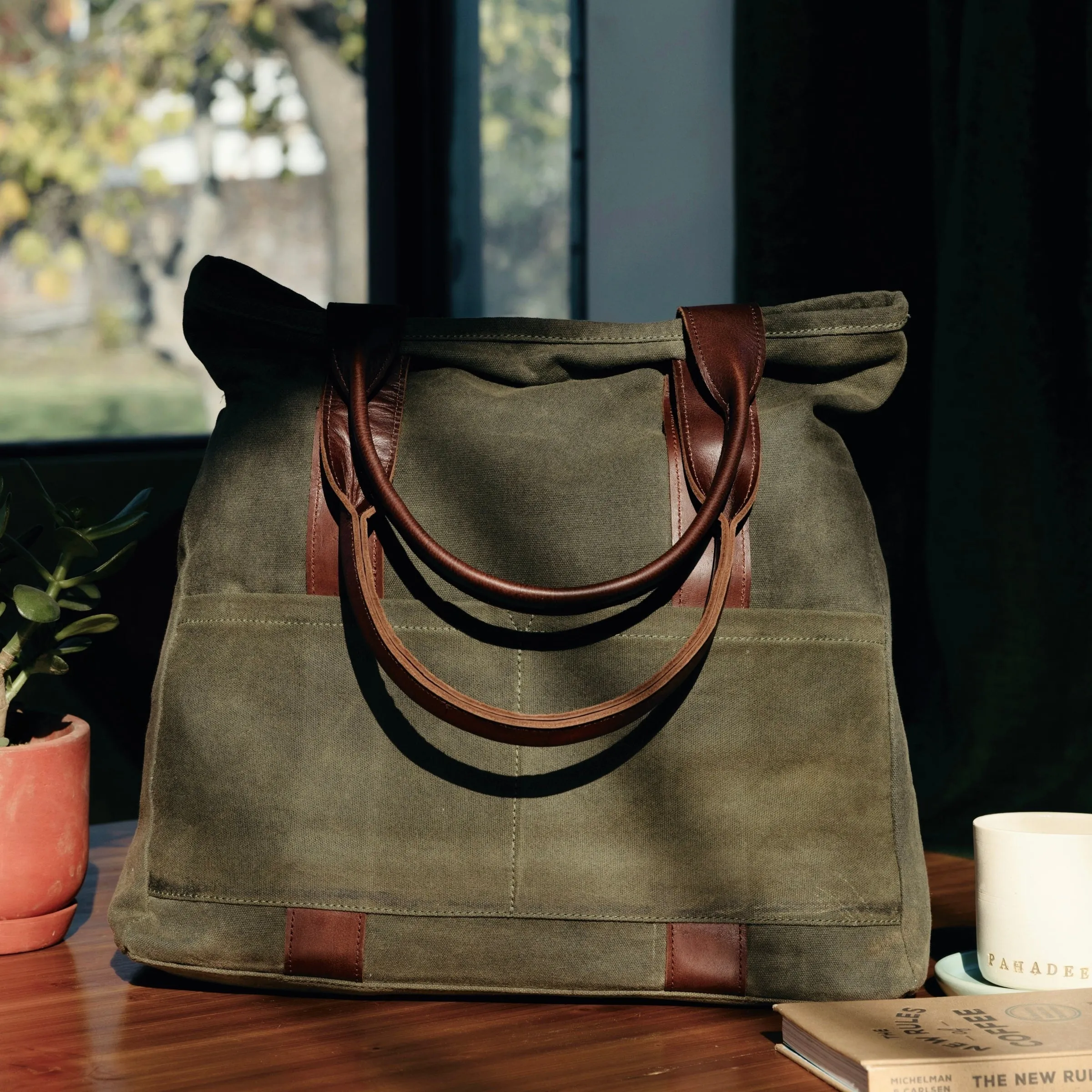 Olive Women Tote Bag | Waxed Canvas
