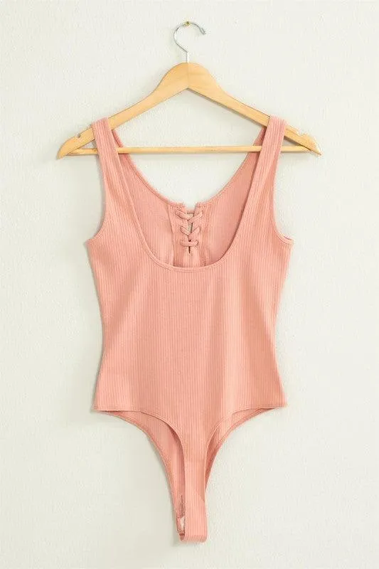 Sleeveless Scoop Neck Lace Up Bodysuit