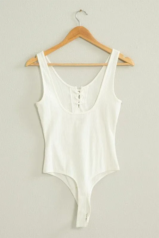 Sleeveless Scoop Neck Lace Up Bodysuit