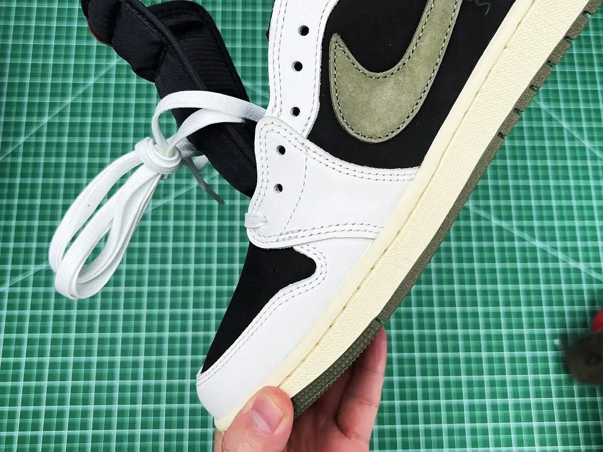 Travis Scott Air Jordan 1 Low Olive